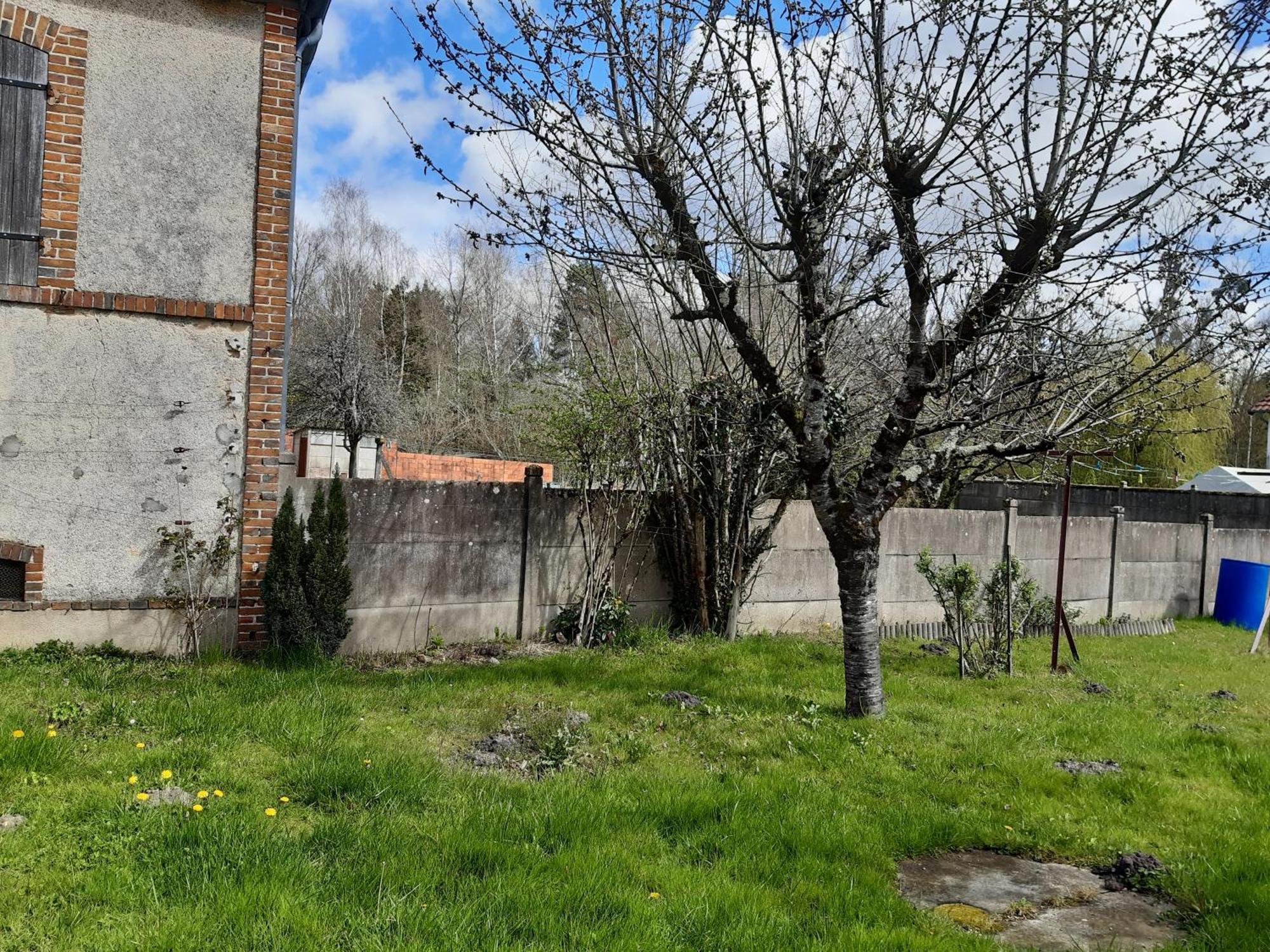 Villa Les Volets Rouges Neuvy-sur-Barangeon Esterno foto